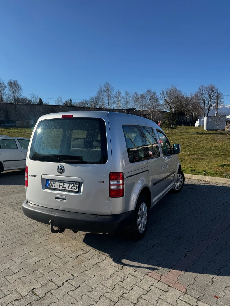 VW Caddy, снимка 8 - Автомобили и джипове - 52913544