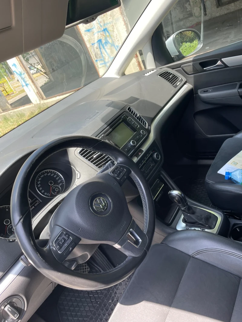 VW Sharan 2.0 TDi CFGB/DSG, снимка 2 - Автомобили и джипове - 52968892