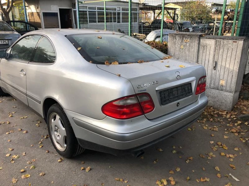 Mercedes-Benz CLK 3.2i / 2.0i, снимка 6 - Автомобили и джипове - 27262205