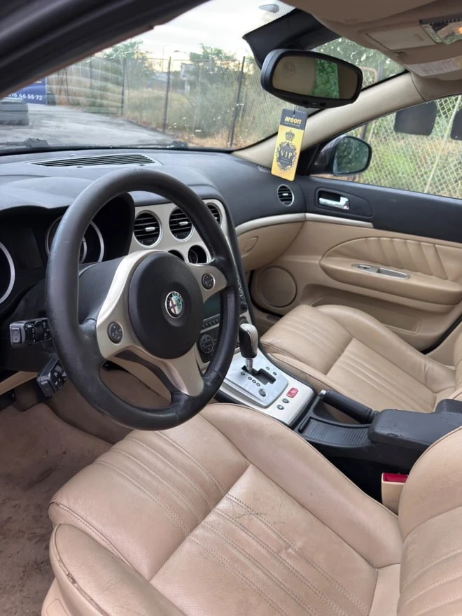 Alfa Romeo 159 sportwagon 2.4JTDm - изображение 6