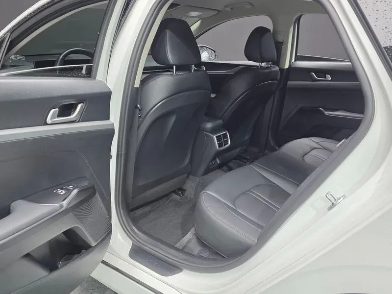 Kia K5 2.0 Lpi Prestige, снимка 12 - Автомобили и джипове - 55885899