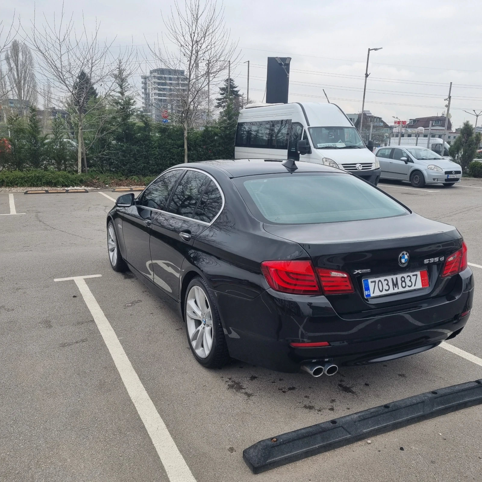 BMW 535 535 XDrive Luxury - изображение 9