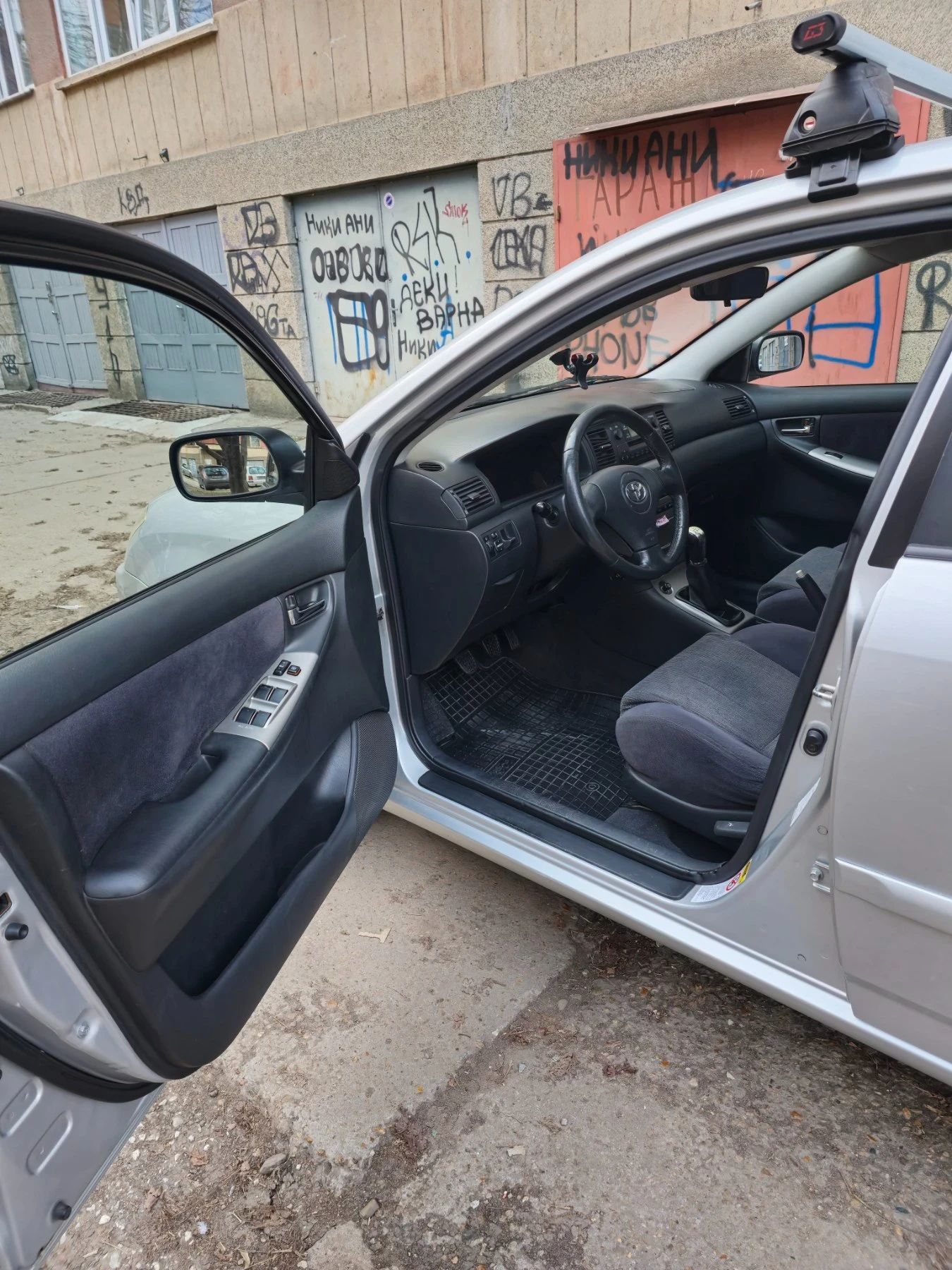 Toyota Corolla  - изображение 8