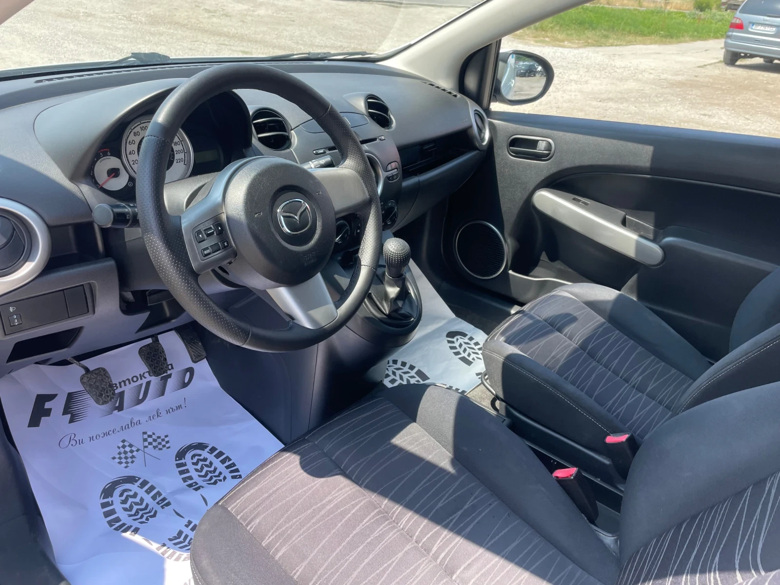 Mazda 2 1.4HDI-ITALIA | Mobile.bg — изображение 11