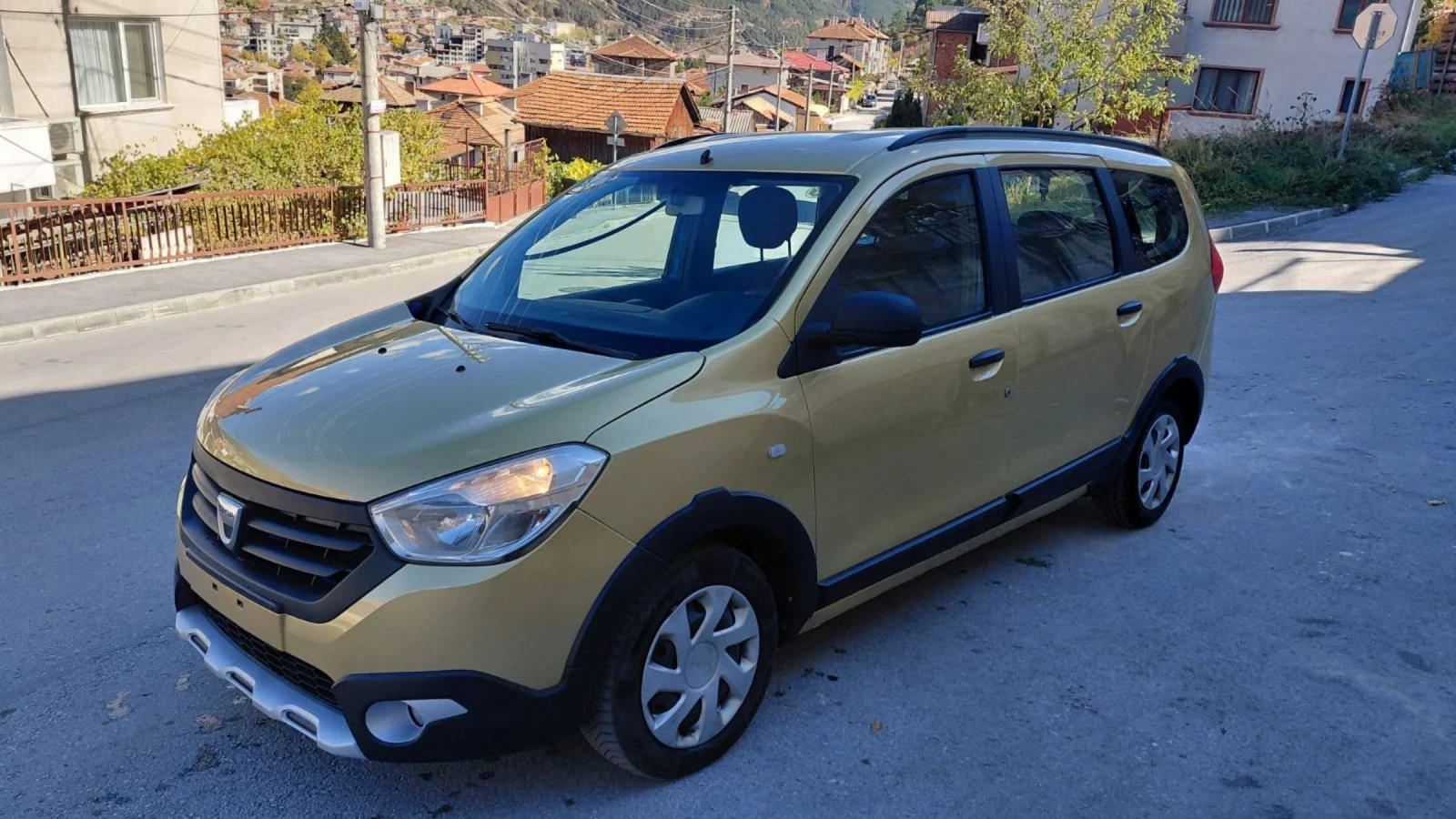 Dacia Lodgy 1, 5 dci  - изображение 2