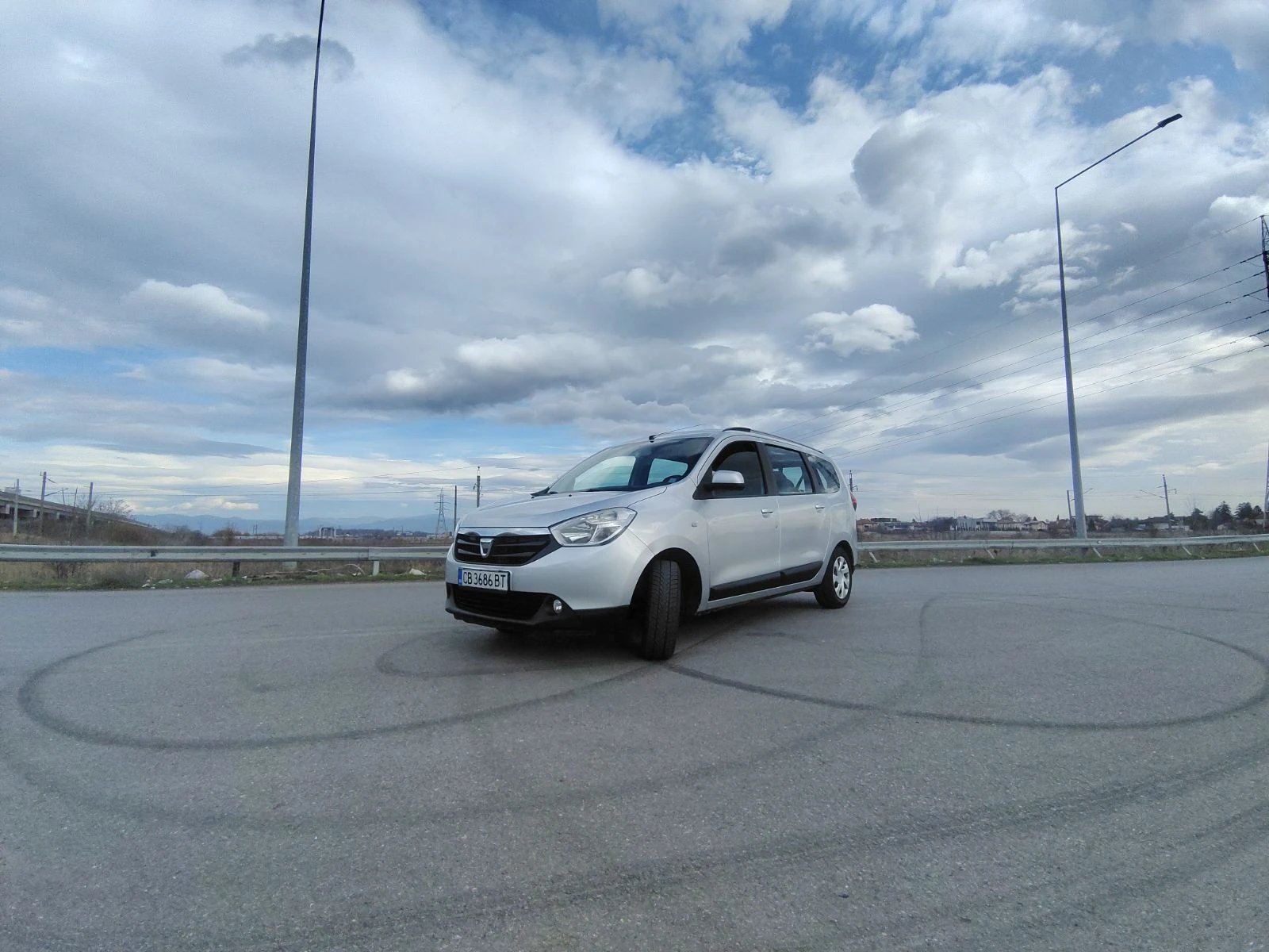 Dacia Lodgy  - изображение 3