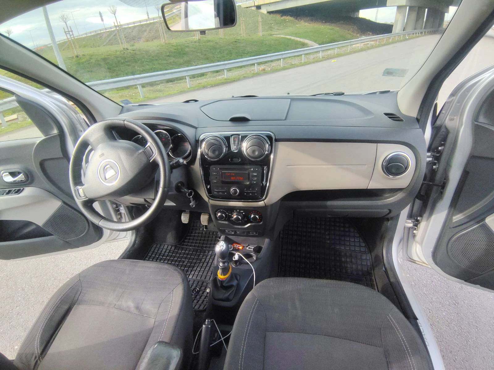 Dacia Lodgy  - изображение 9