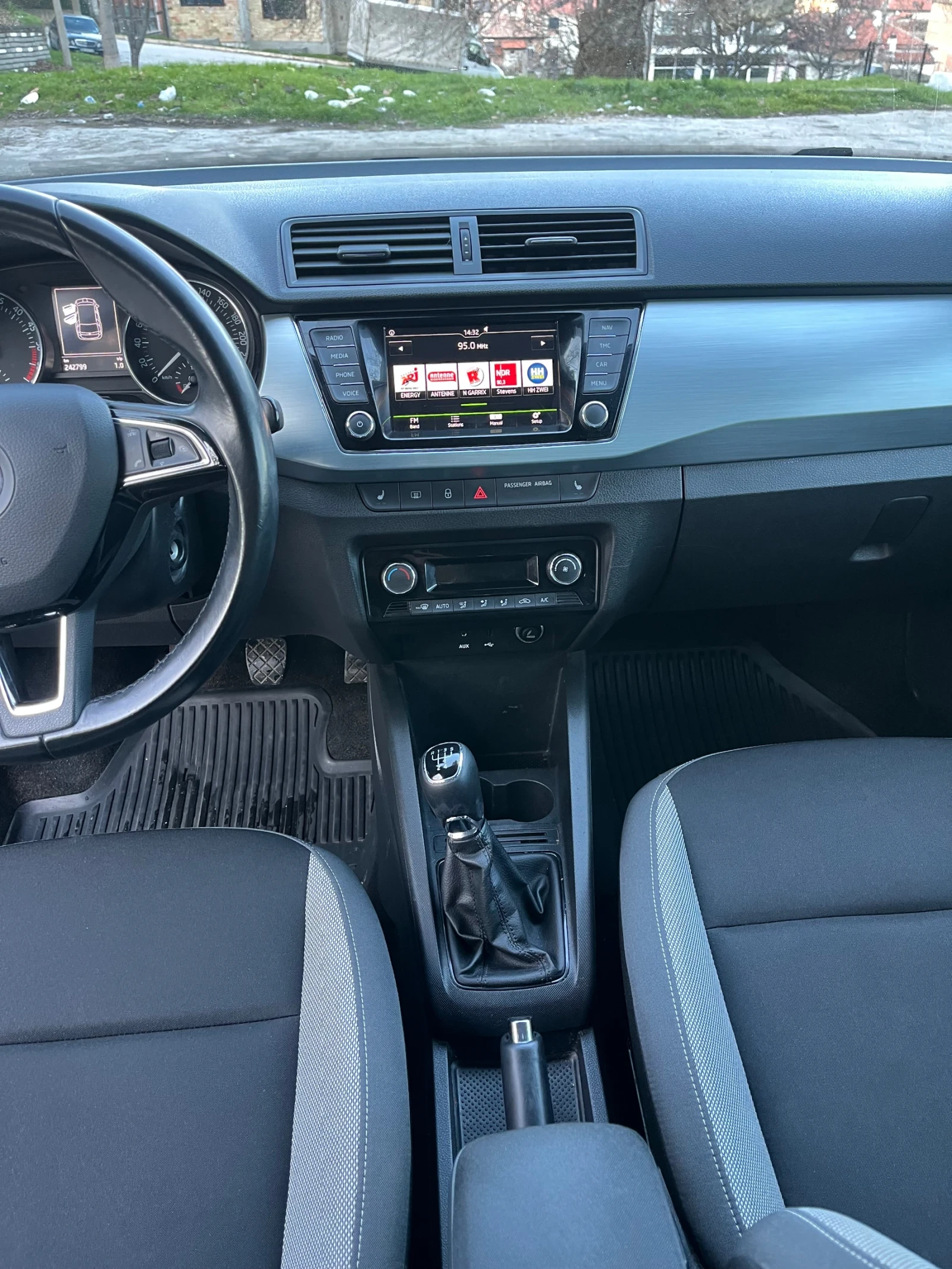 Skoda Fabia  - изображение 7