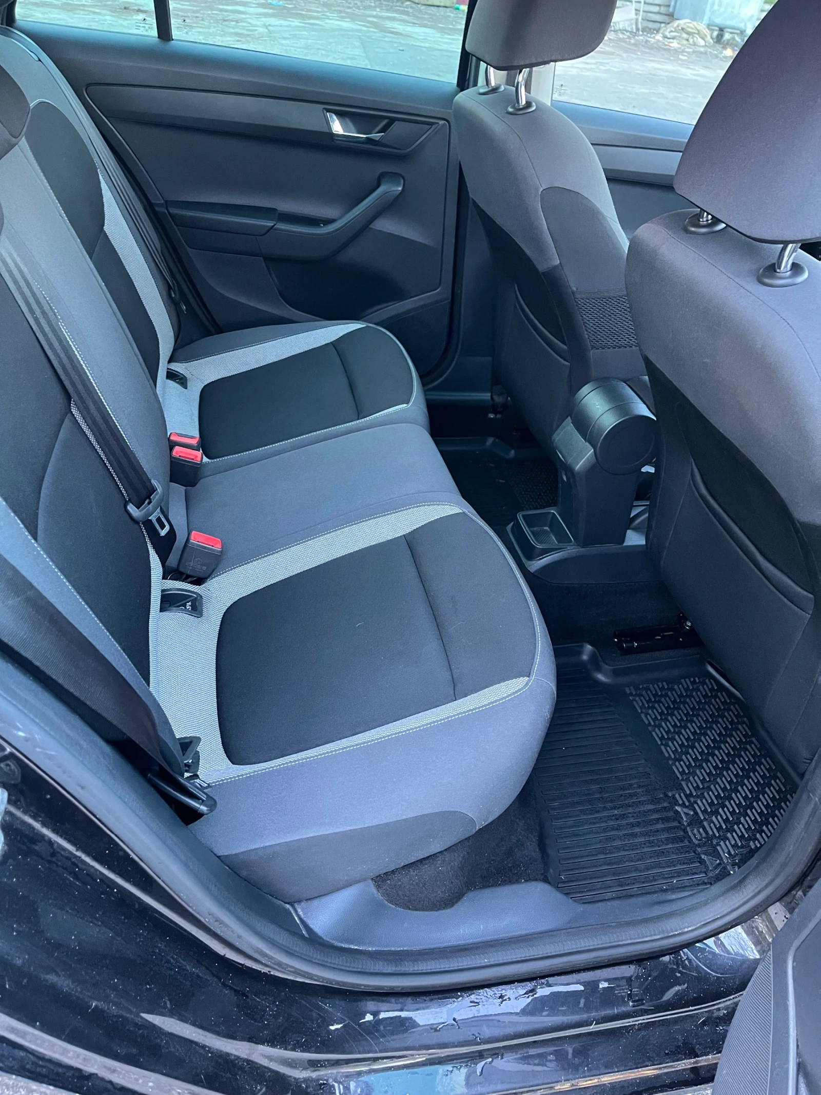 Skoda Fabia  - изображение 10