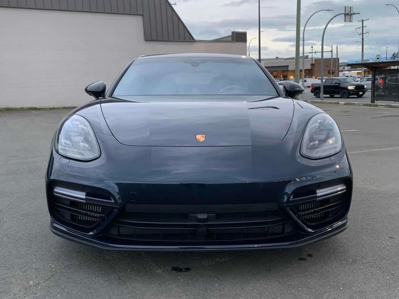 Porsche Panamera TURBO * ГЛАВНО ПРЕДСТАВИТЕЛСТВО НА VOLKSWAGEN * , снимка 2 - Автомобили и джипове - 53804615