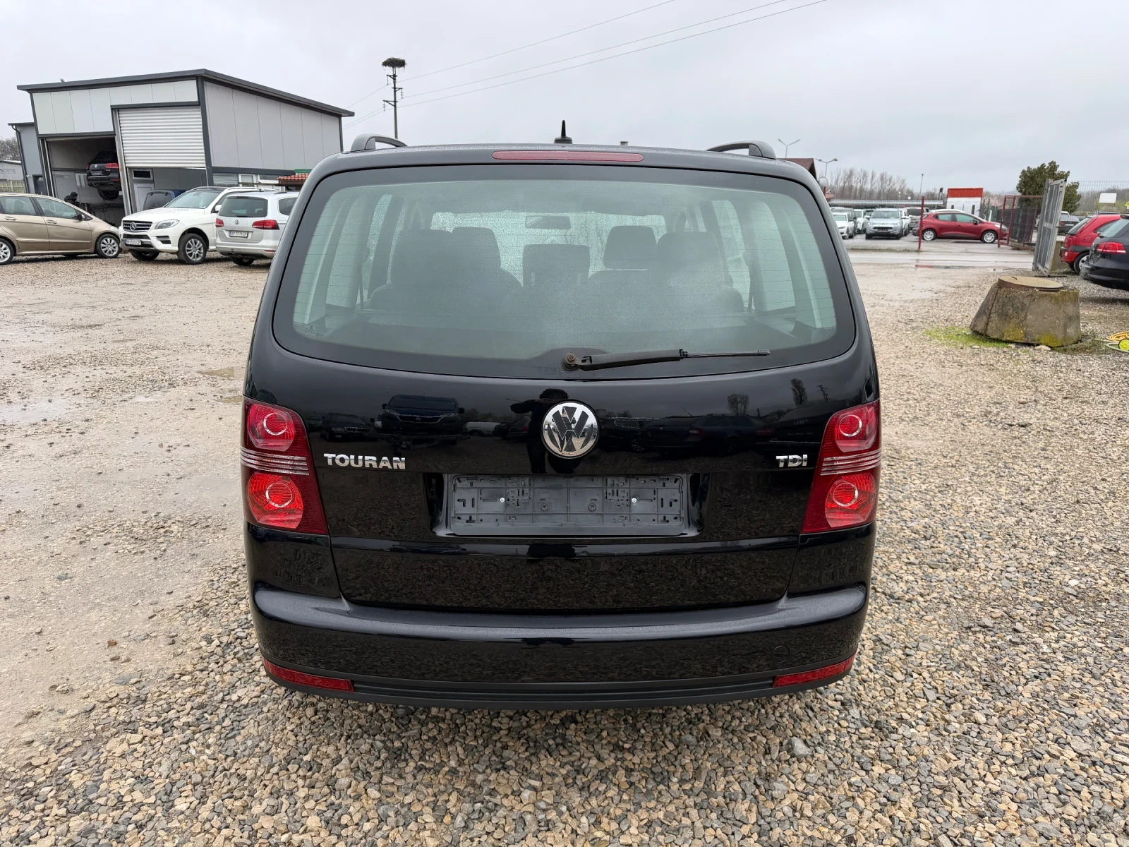 VW Touran 1.9TDI-105PS, снимка 5 - Автомобили и джипове - 54184348