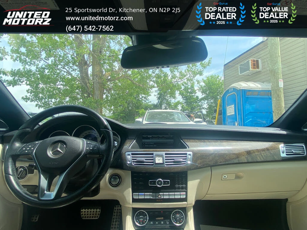 Mercedes-Benz CLS 550 4MATIC* AMG* DISTRONIC* HARMAN* ОБДУХВАНЕ* КАМЕРА, снимка 9 - Автомобили и джипове - 54837429