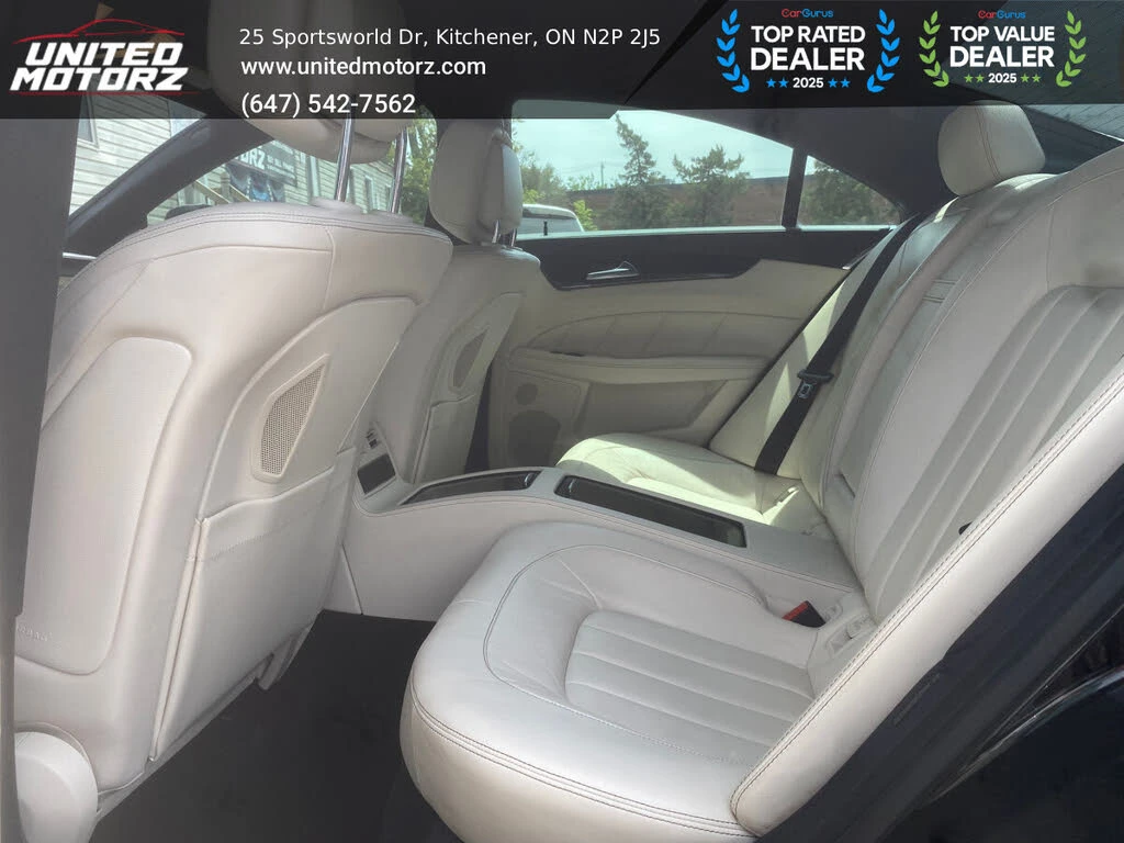 Mercedes-Benz CLS 550 4MATIC* AMG* DISTRONIC* HARMAN* ОБДУХВАНЕ* КАМЕРА, снимка 16 - Автомобили и джипове - 54837429