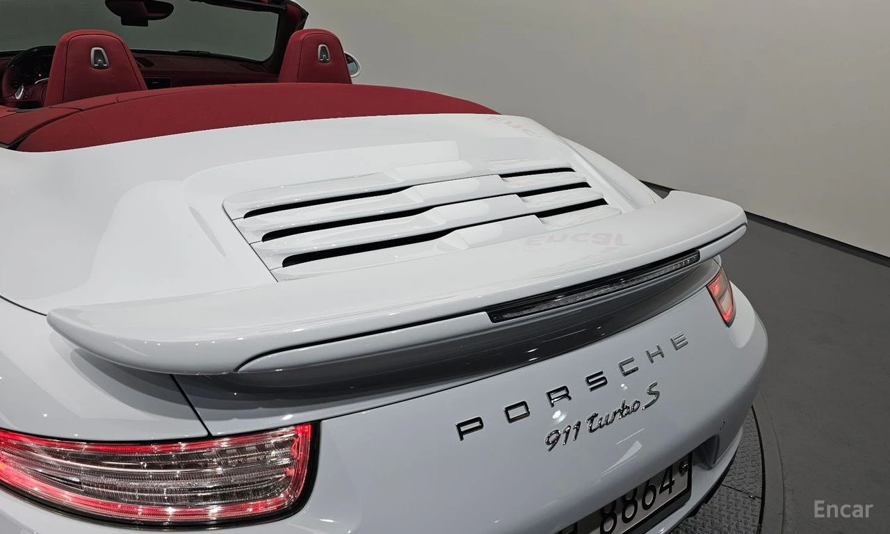 Porsche 911 TURBO S* CABRIO* PDK* LIFT* BOSE* ОБДУХВАНЕ* КАМЕР, снимка 7 - Автомобили и джипове - 54941392