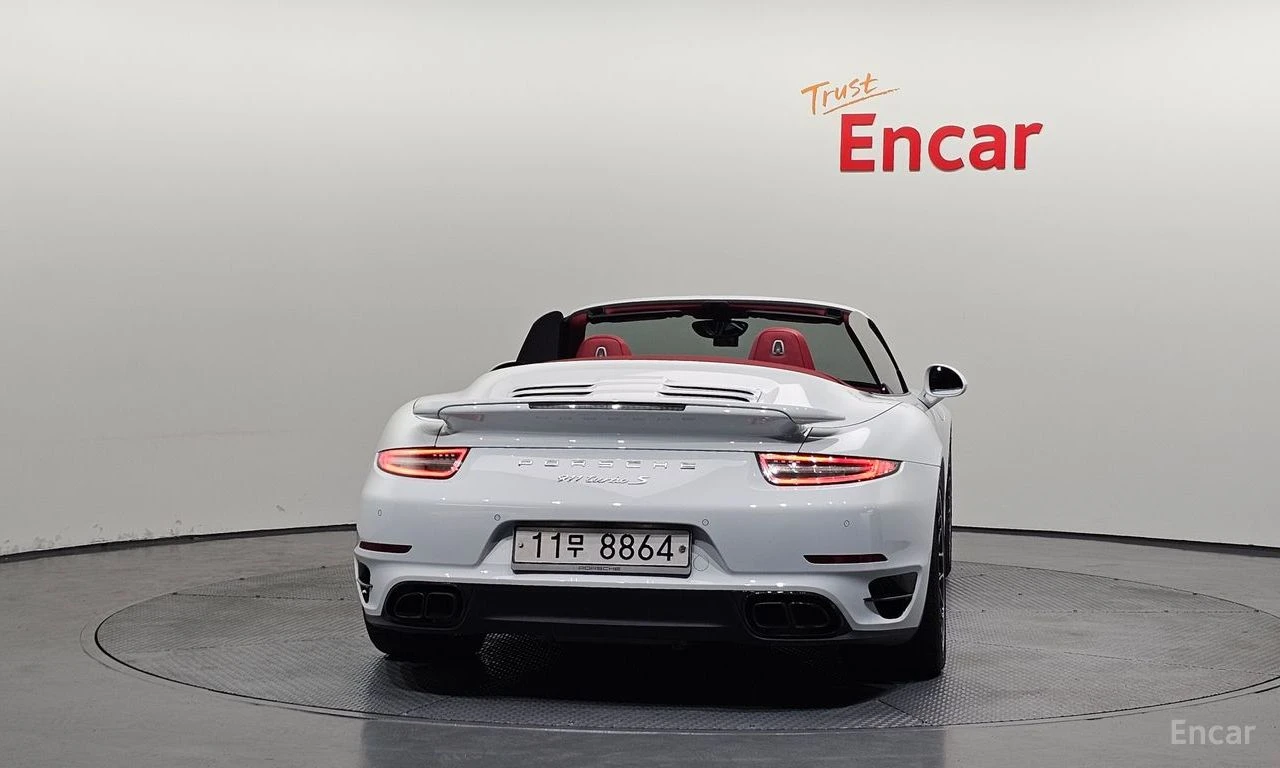 Porsche 911 TURBO S* CABRIO* PDK* LIFT* BOSE* ОБДУХВАНЕ* КАМЕР, снимка 4 - Автомобили и джипове - 54941392