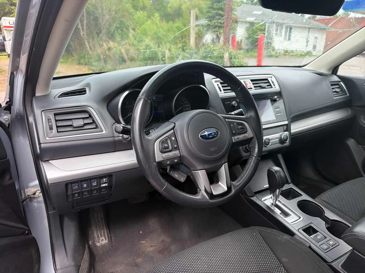 Subaru Outback * 5dr Wgn CVT 2.5i Touring w/Tech Pkg * CARFAX * Ц, снимка 6 - Автомобили и джипове - 55082329