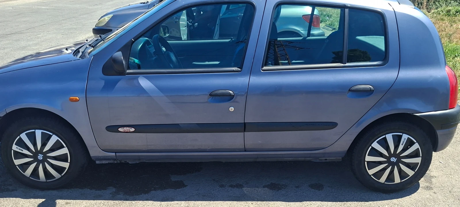 Renault Clio 1.2, снимка 3 - Автомобили и джипове - 55681497