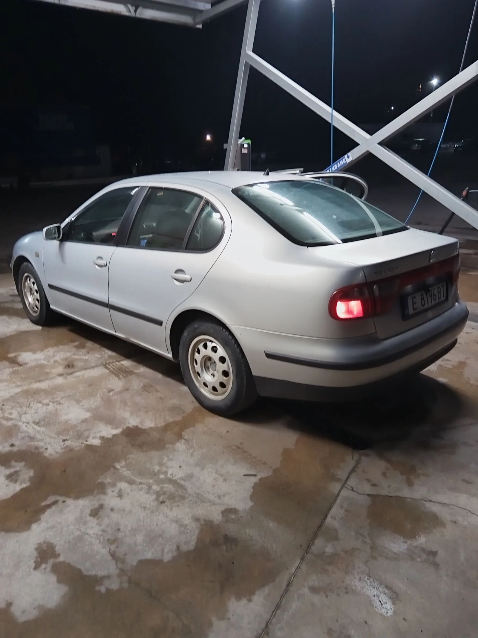 Seat Toledo 1.8 20v, снимка 7 - Автомобили и джипове - 56585134