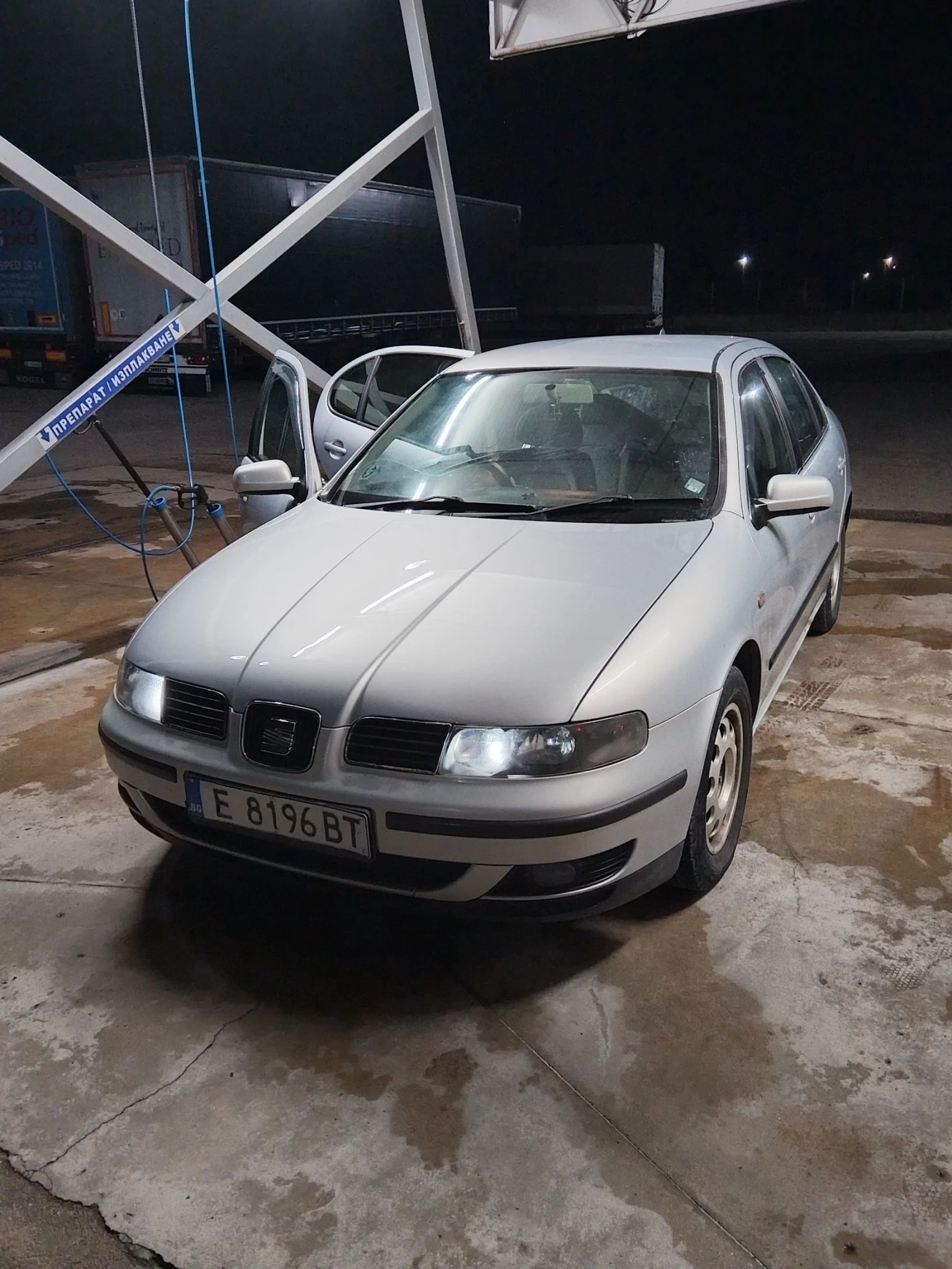 Seat Toledo 1.8 20v, снимка 5 - Автомобили и джипове - 56585134