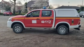 Toyota Hilux 2.5D 4X4 HARDTOP, снимка 4