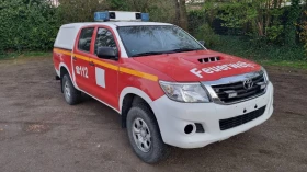 Toyota Hilux 2.5D 4X4 HARDTOP, снимка 1