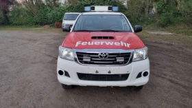 Toyota Hilux 2.5D 4X4 HARDTOP, снимка 2
