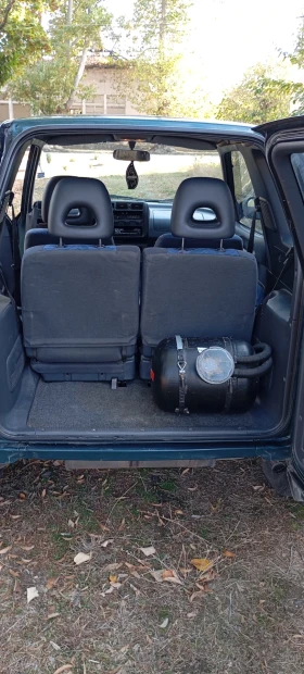 Toyota Rav4 Къса база -129к.с., снимка 3