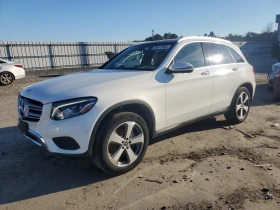  Mercedes-Benz GLC 30...