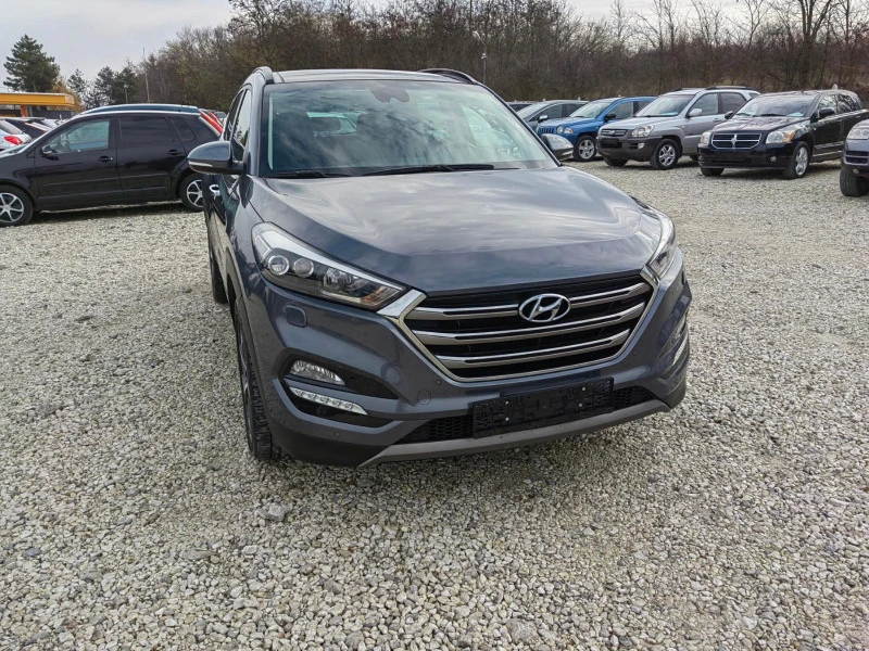 Hyundai Tucson 2.0crdi * 4x4* Navi* PANORAMA* UNIKAT* БАРТЕР* , снимка 11 - Автомобили и джипове - 38939651