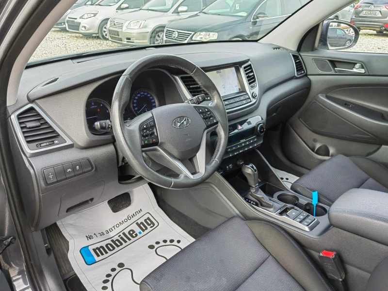 Hyundai Tucson 2.0crdi * 4x4* Navi* PANORAMA* UNIKAT* БАРТЕР* , снимка 7 - Автомобили и джипове - 38939651