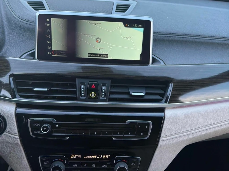 BMW X2 * xDrive28i * CARFAX * БЕЗ ПЪРВОНАЧАЛНА ВНОСКА, снимка 9 - Автомобили и джипове - 52673931