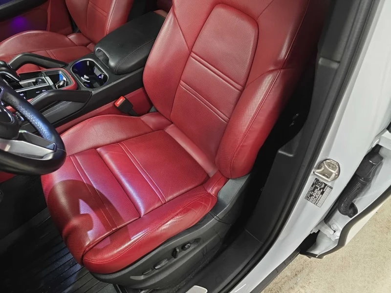 Porsche Cayenne * Coupe AWD * CARFAX * БЕЗ ПЪРВОНАЧАЛНА ВНОСКА, снимка 15 - Автомобили и джипове - 52715656