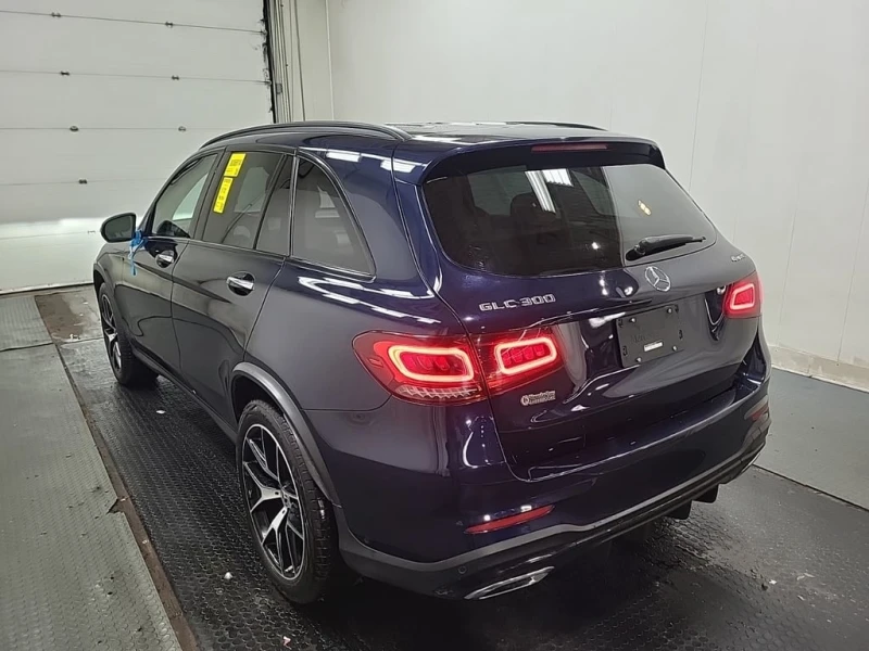 Mercedes-Benz GLC 300 * CARFAX * БЕЗ ПЪРВОНАЧАЛНА ВНОСКА, снимка 4 - Автомобили и джипове - 52745301