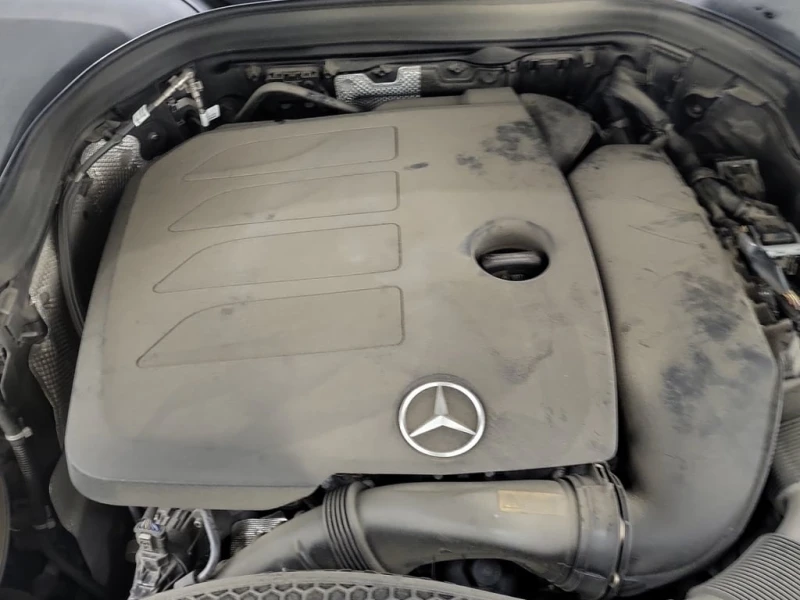 Mercedes-Benz GLC 300 * CARFAX * БЕЗ ПЪРВОНАЧАЛНА ВНОСКА, снимка 16 - Автомобили и джипове - 52745301