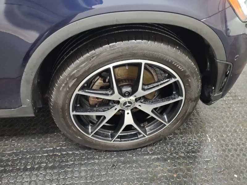 Mercedes-Benz GLC 300 * CARFAX * БЕЗ ПЪРВОНАЧАЛНА ВНОСКА, снимка 7 - Автомобили и джипове - 52745301