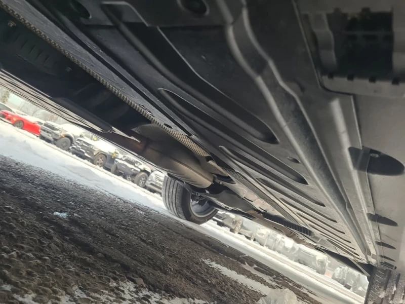 Mercedes-Benz GLC 300 * CARFAX * БЕЗ ПЪРВОНАЧАЛНА ВНОСКА, снимка 11 - Автомобили и джипове - 52745301