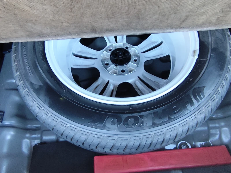 Hyundai IX35 1.7CRDi* EURO5A* КОЖА* KLIMATRONIK* ПОДГРЕВ, снимка 14 - Автомобили и джипове - 52774499