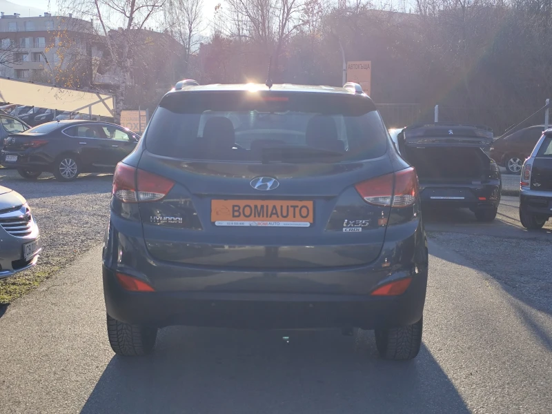 Hyundai IX35 1.7CRDi* EURO5A* КОЖА* KLIMATRONIK* ПОДГРЕВ, снимка 5 - Автомобили и джипове - 52774499