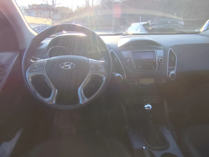 Hyundai IX35 1.7CRDi* EURO5A* КОЖА* KLIMATRONIK* ПОДГРЕВ, снимка 8 - Автомобили и джипове - 52774499