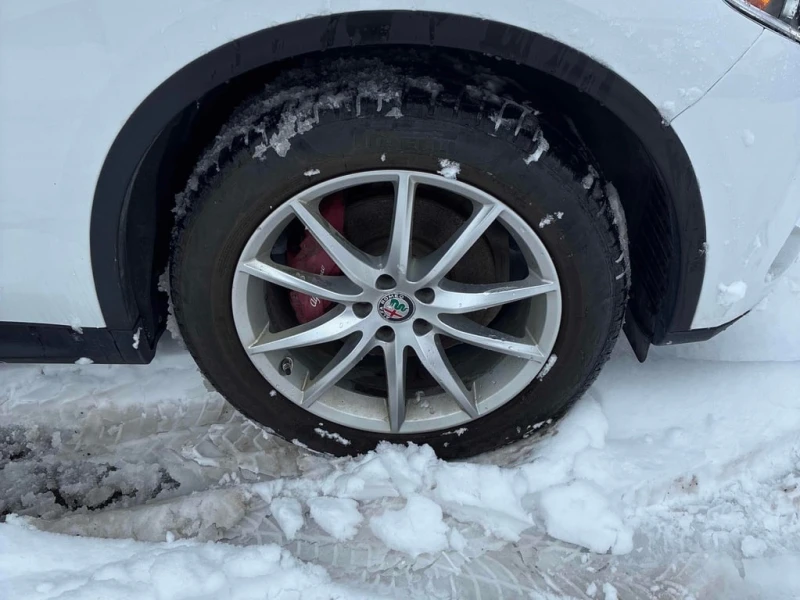 Alfa Romeo Stelvio Ti  CARFAX, снимка 7 - Автомобили и джипове - 53090648