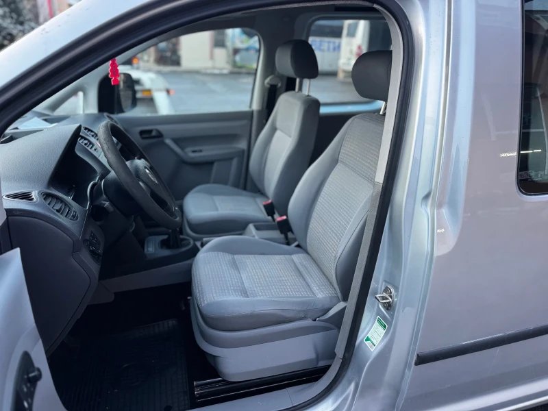 VW Caddy 1.9TDI* Klima, снимка 11 - Автомобили и джипове - 53507232