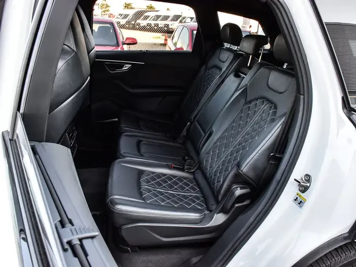 Audi SQ7 BLACK OPTIC/PANO/DISTRONIC// | Mobile.bg   12