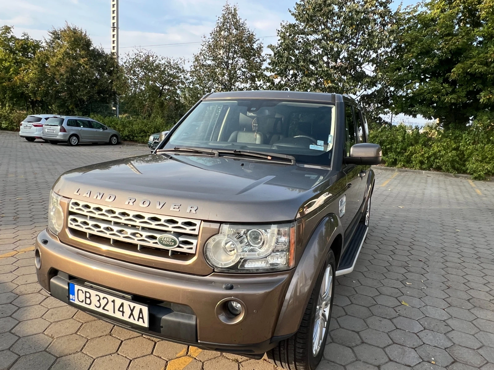 Land Rover Discovery 4 ГАРАНЦИЯ АТМОСФЕРЕН БЕНЗИН OFFROAD МОЩ ЛУКС - изображение 3