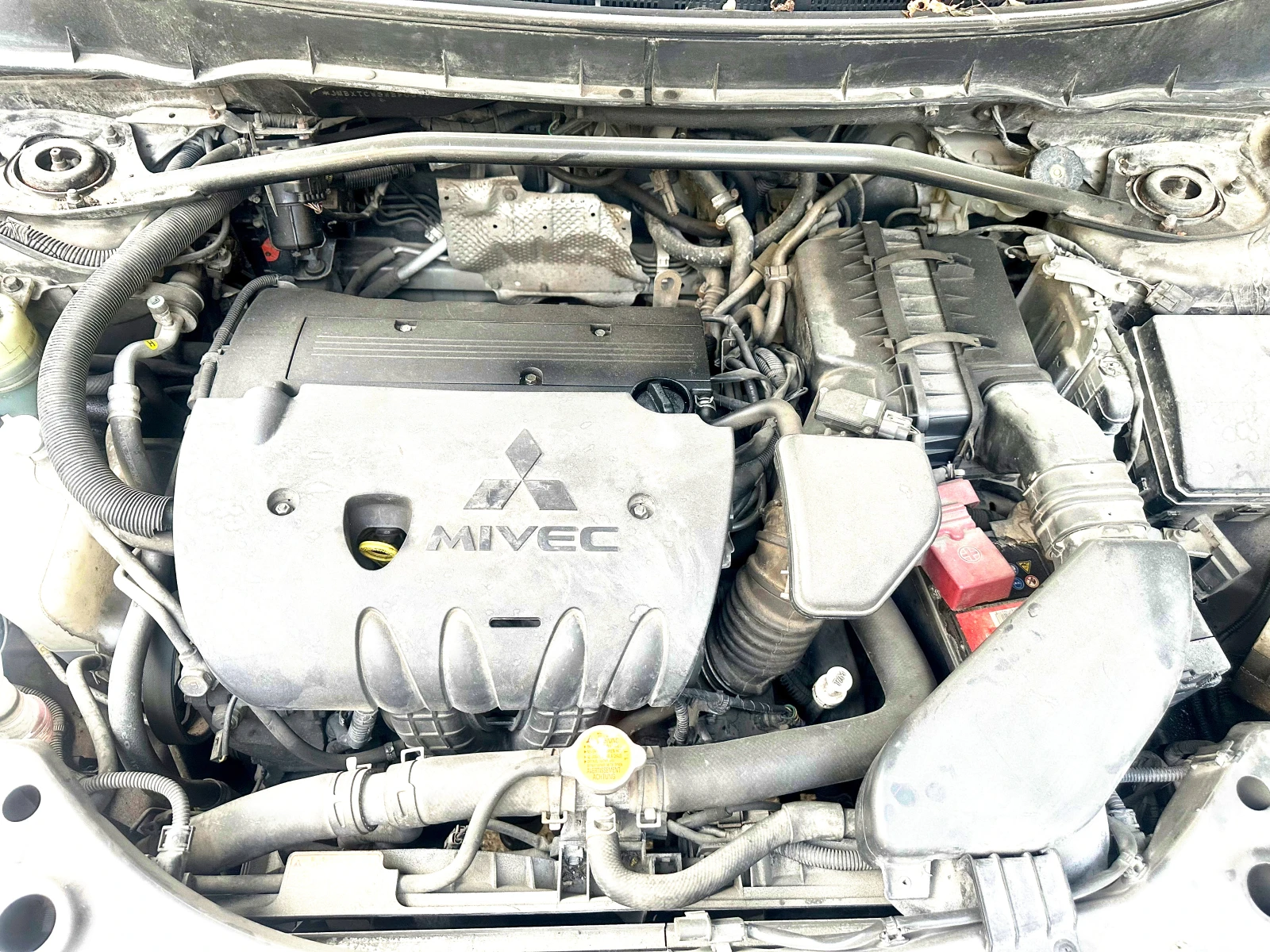 Mitsubishi Outlander II - изображение 8