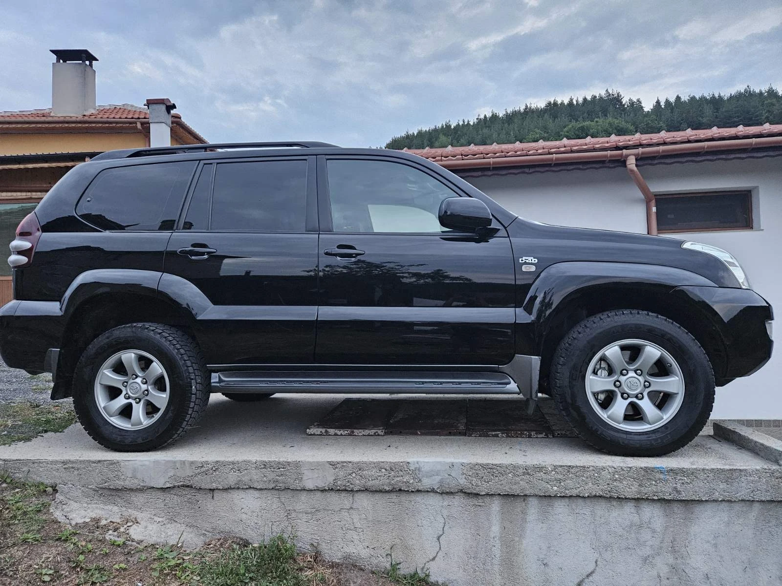 Toyota Land cruiser  - изображение 3