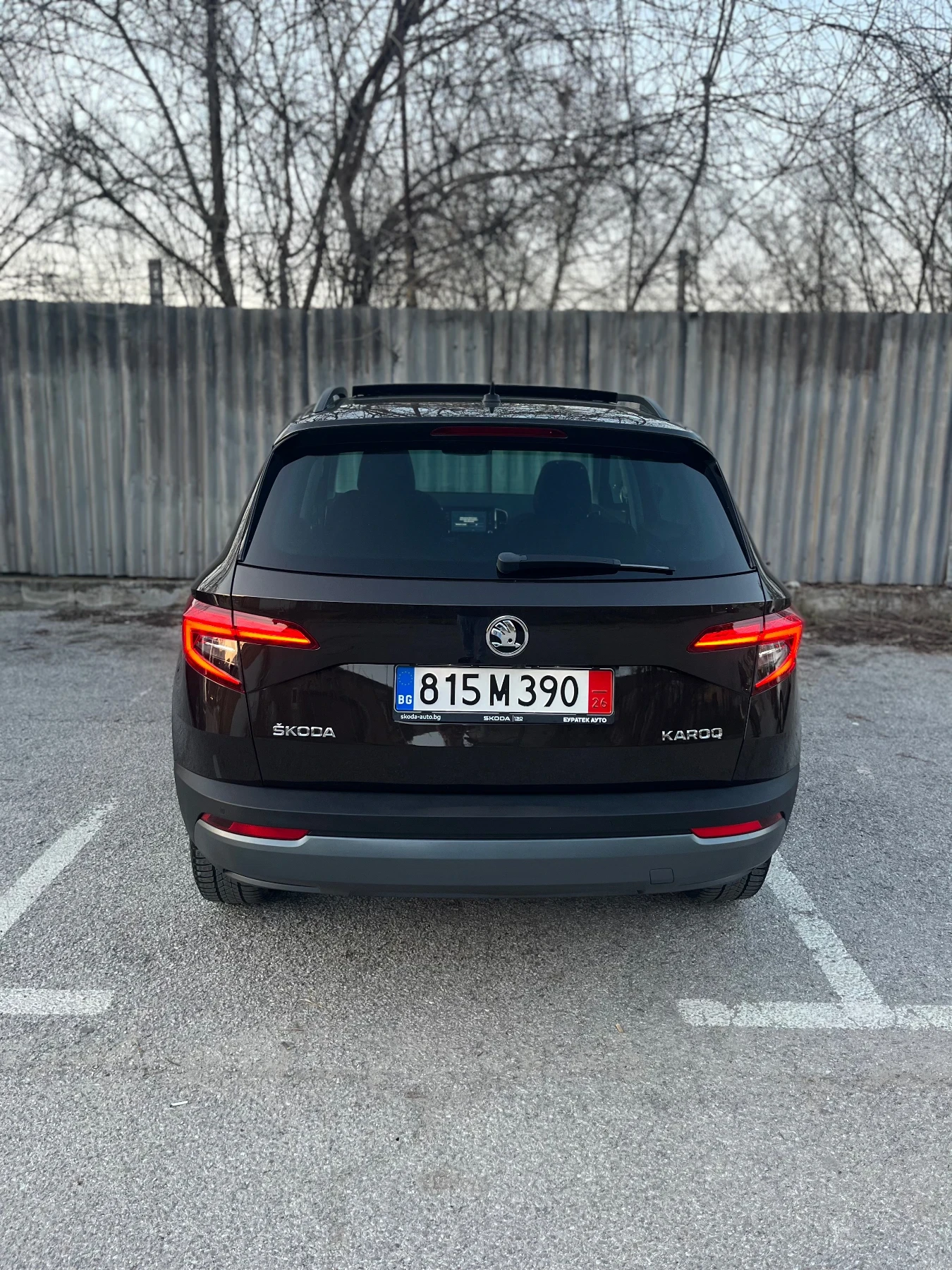 Skoda Karoq 1.5 TSI 7 DSG /Панорама/Печка, снимка 4 - Автомобили и джипове - 53829507
