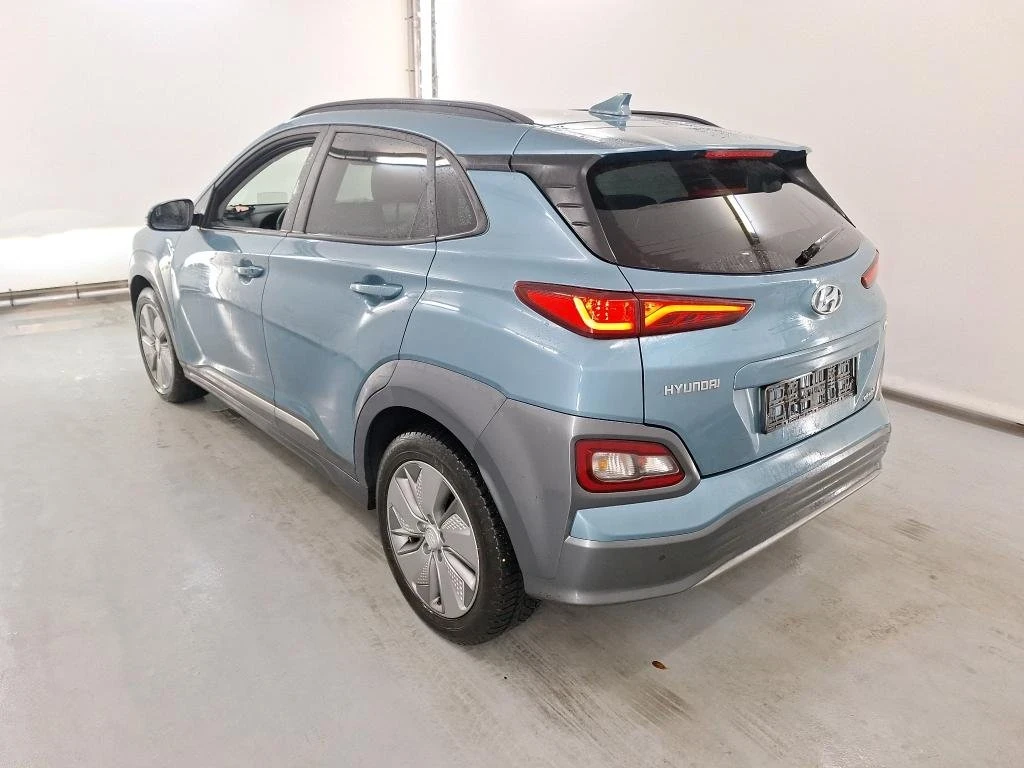 Hyundai Kona 64kw/BlueLink/ОЧАКВАН ВНОС, снимка 4 - Автомобили и джипове - 53840647