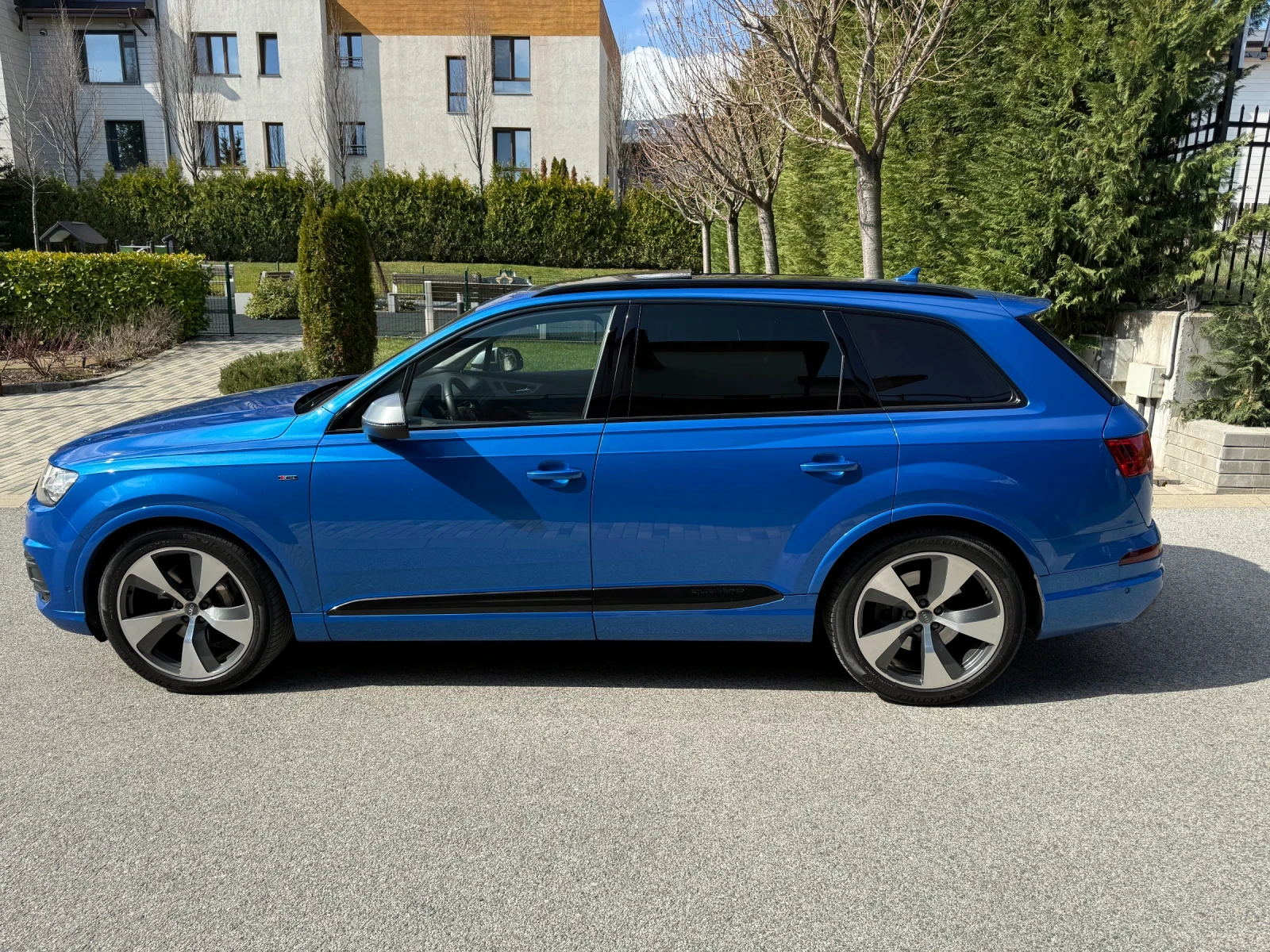 Audi Q7 3.0 TFSI S Line Matrix LED B&O , снимка 5 - Автомобили и джипове - 54145238