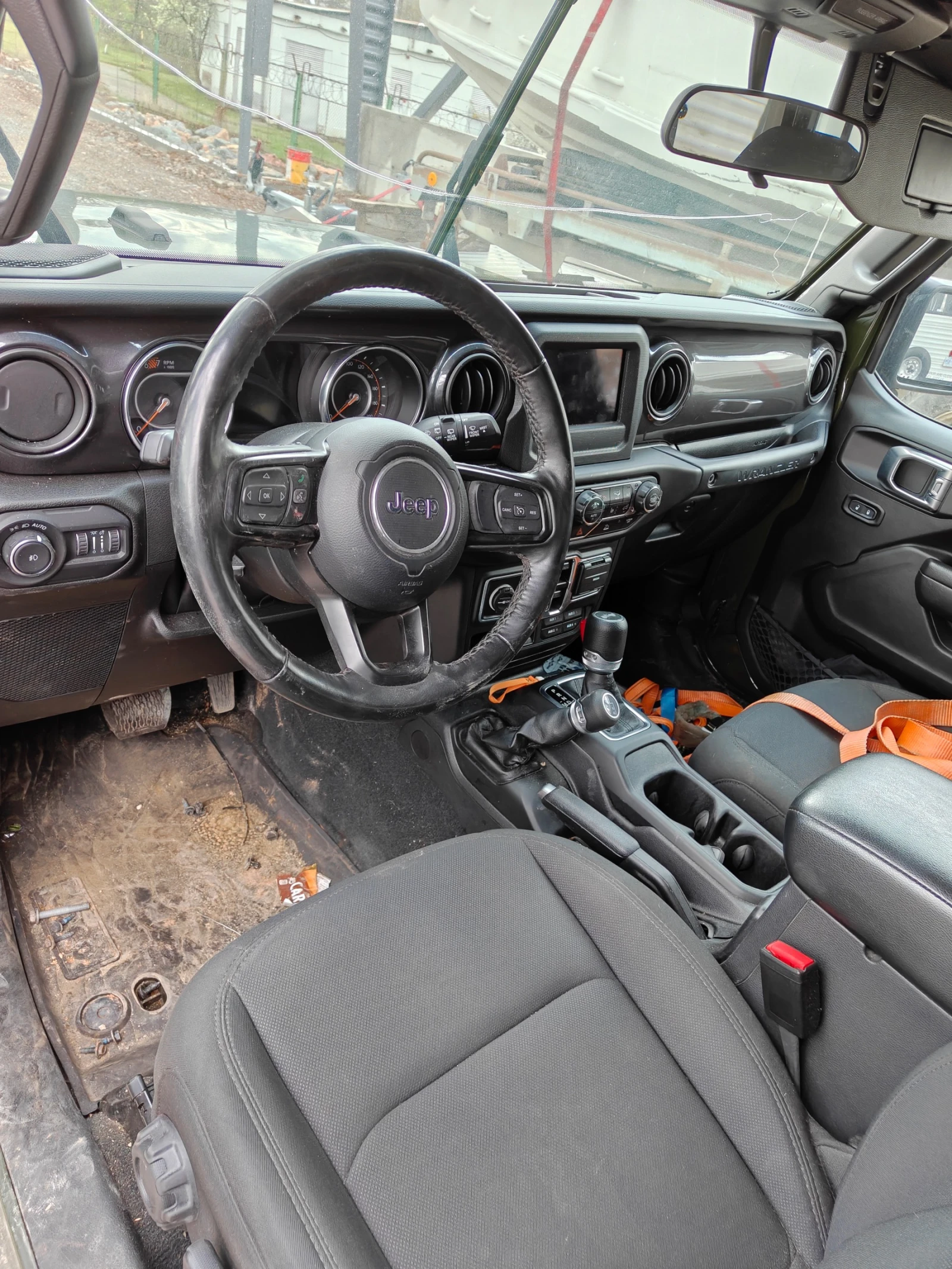 Jeep Wrangler Sahara, снимка 5 - Автомобили и джипове - 54332577
