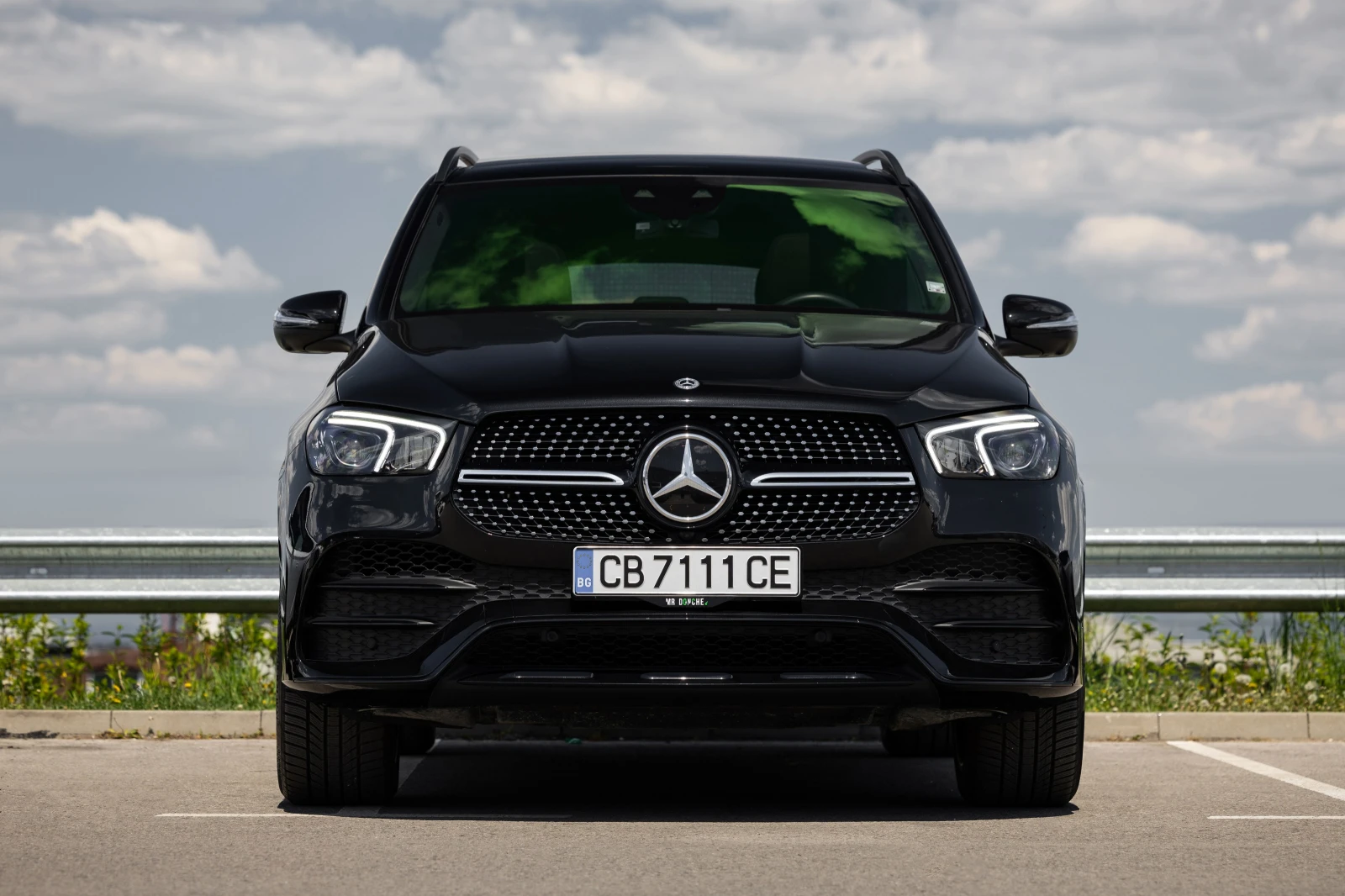 Mercedes-Benz GLE 400 AMG/4Matic/360/Panorama, снимка 2 - Автомобили и джипове - 54445407
